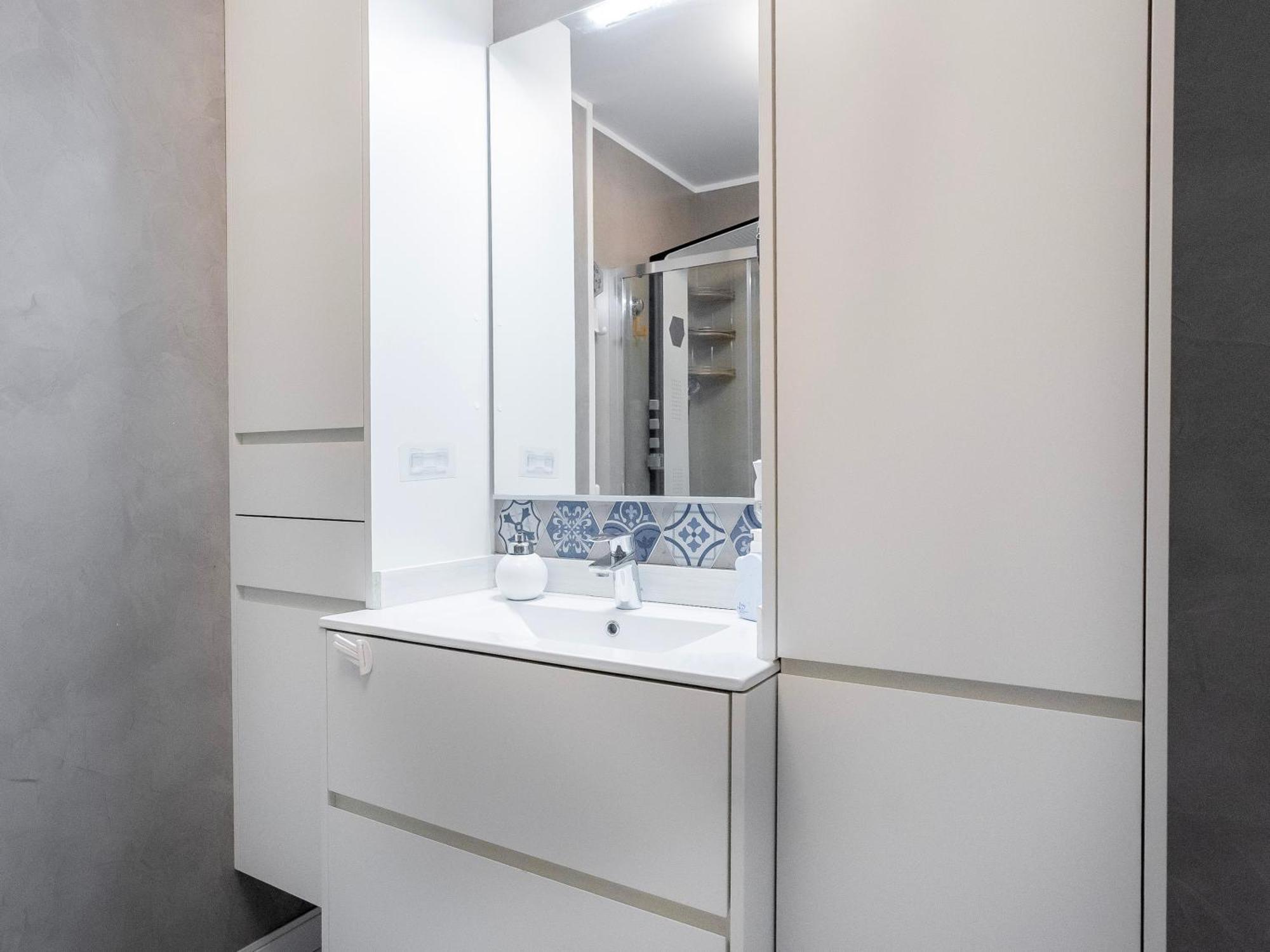 Tasteful 1bd With Pool, Oceanfront Terrace, B82 Apartment *